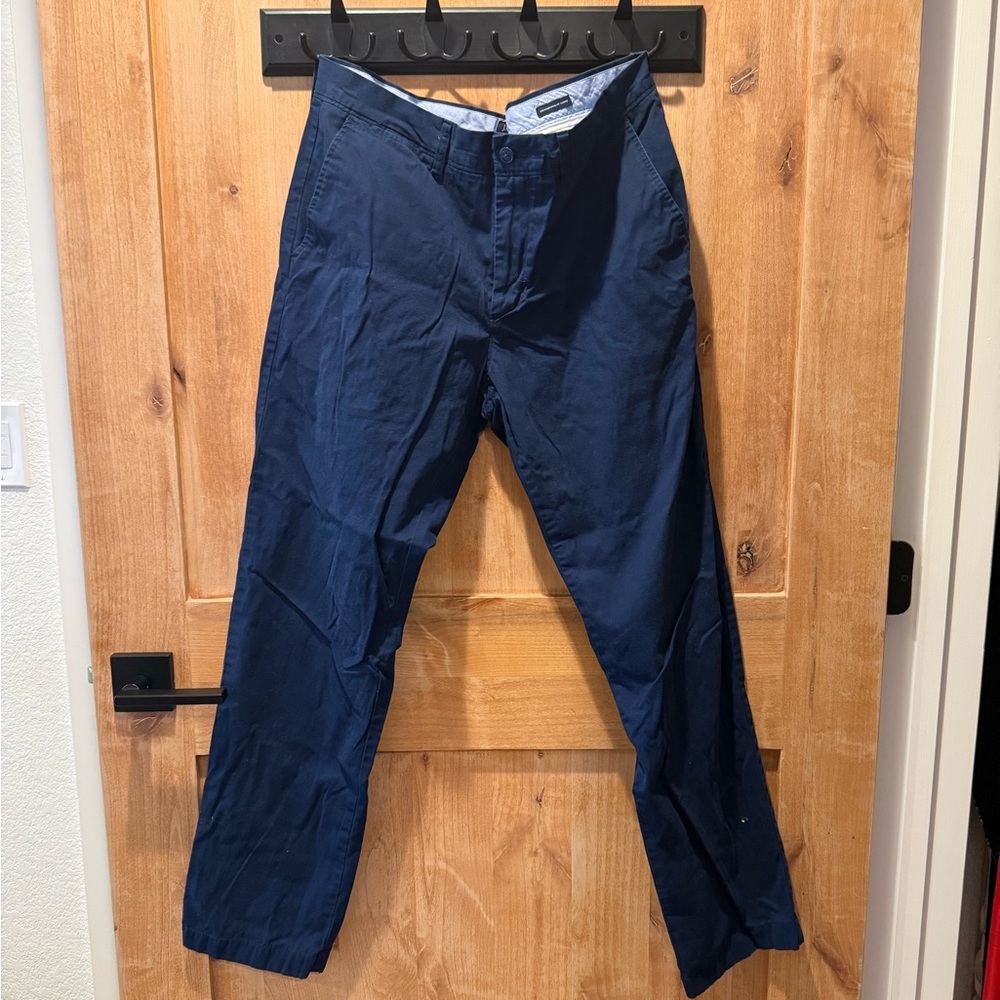 J.Crew The Sutton Summerweight Chino Pants Men’s 33×32 Style A0928 SP17 – Navy